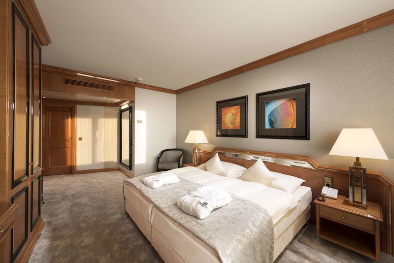 Maritim Hotel Ulm - 573