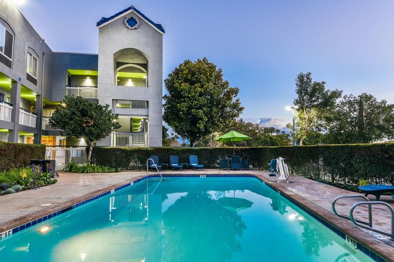 Surestay Hotel By Best Western Ontario Airport - 942