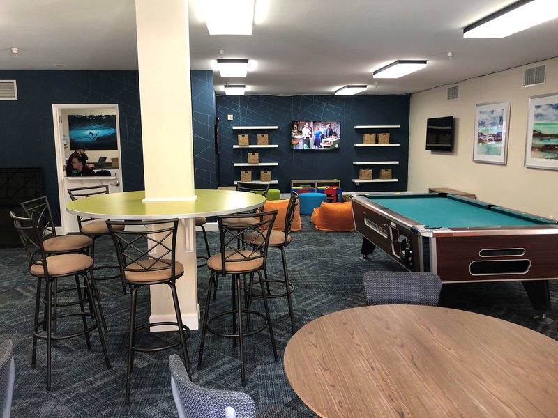 Grand Pacific Palisades Hotel & Resort - 943