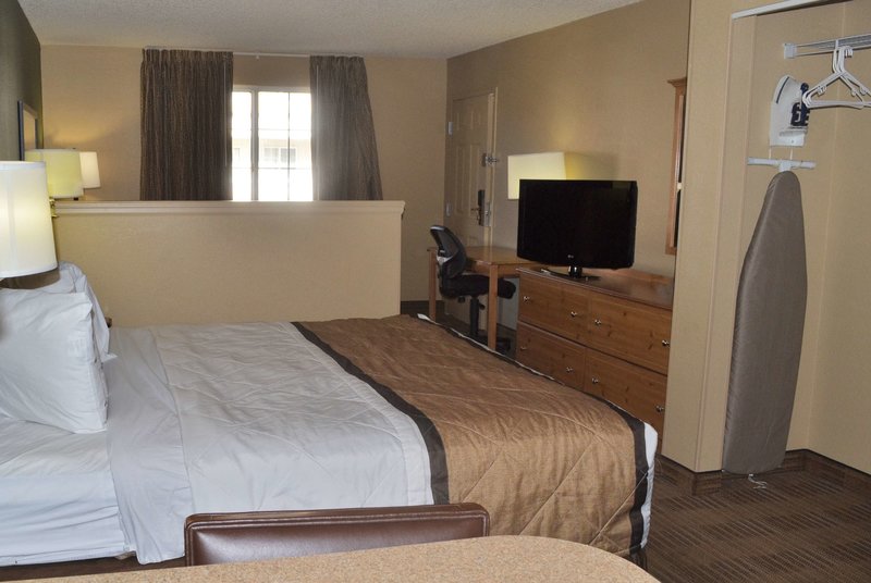 Extended Stay America - Orange County - Irvine Spectrum - 945