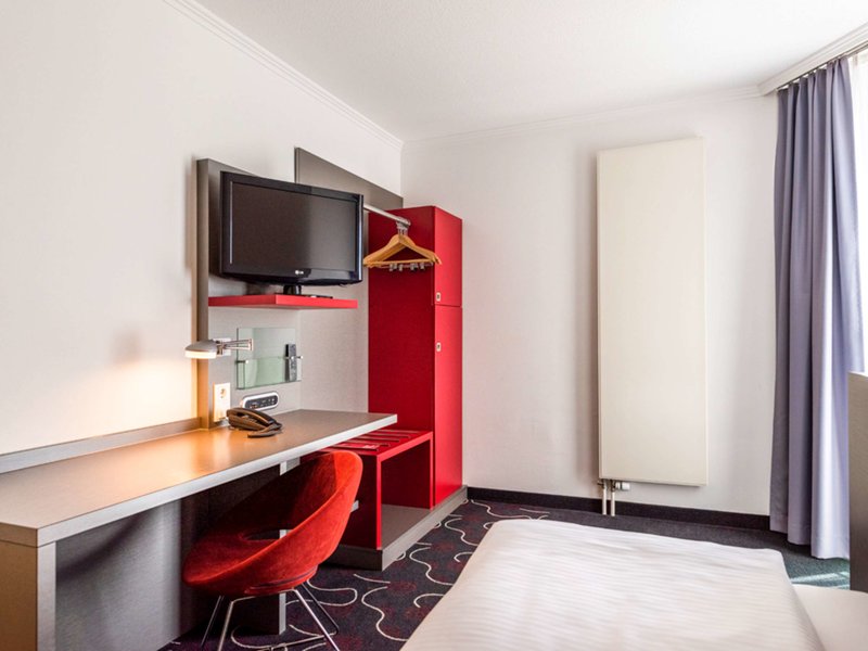 Ibis Styles Stuttgart - 579