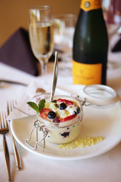 La Bellasera Hotel And Suites - 958