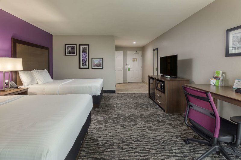 La Quinta Inn & Suites Visalia/sequoia Gateway - 959