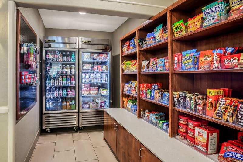 La Quinta Inn & Suites Bakersfield North - 960