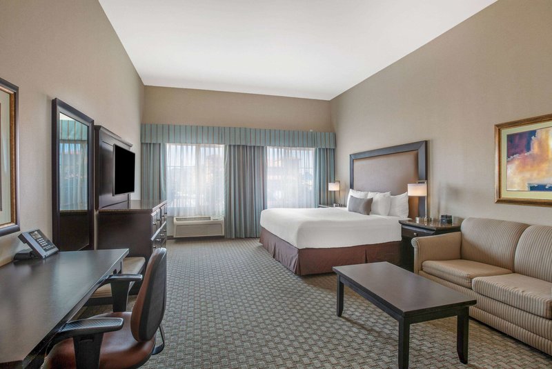 La Quinta Inn & Suites Paso Robles - 961