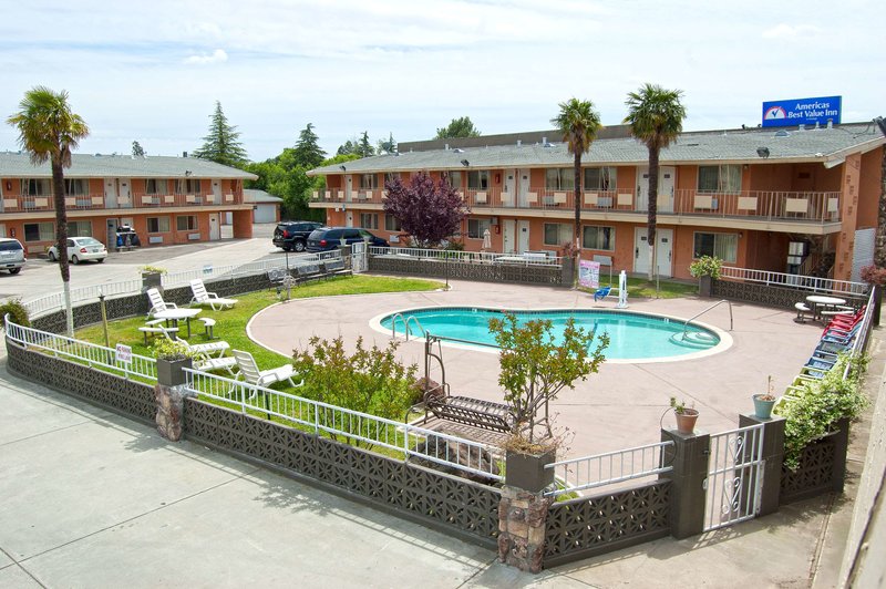 Americas Best Value Inn - Red Bluff