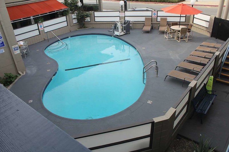 Good Nite Inn West Los Angeles - 965