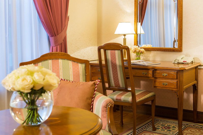 Metropol Moscow Hotel - 581