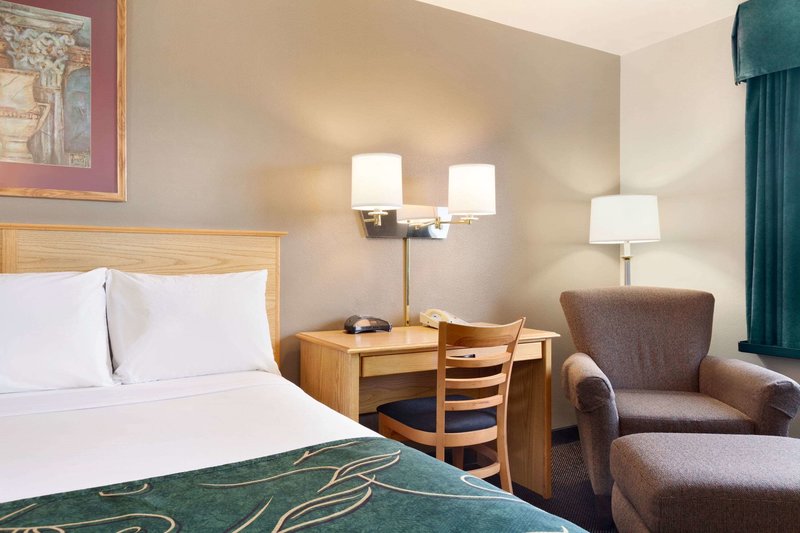 Travelodge By Wyndham Yermo - 969