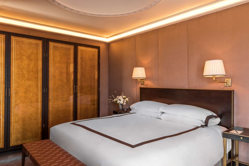 Sunset Tower Hotel - 975