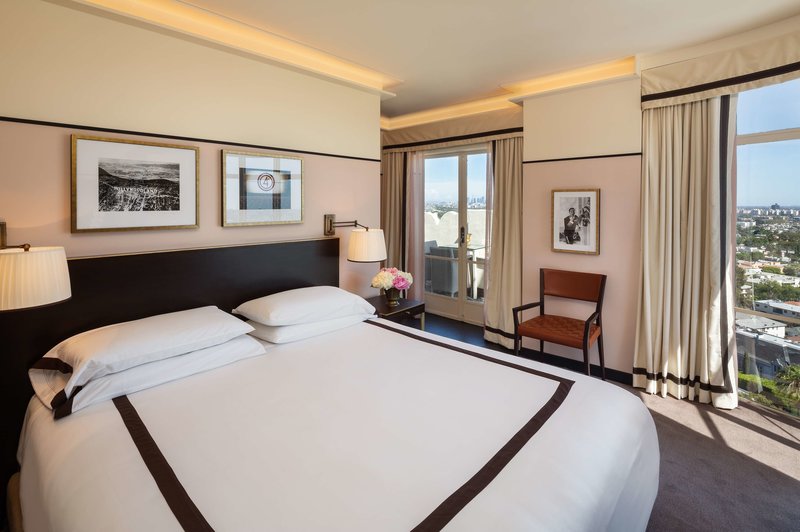 Sunset Tower Hotel - 975