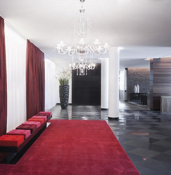 Mövenpick Hotel Stuttgart Airport - 585