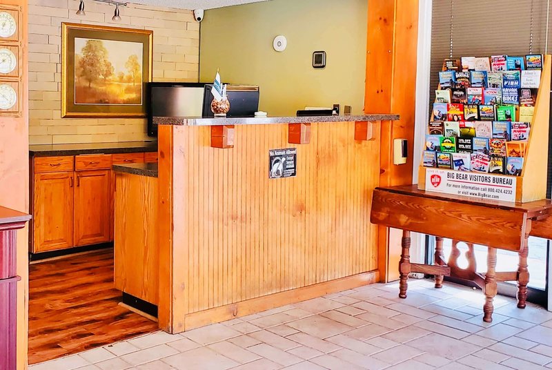 Travelodge Big Bear Lake Ca - 979