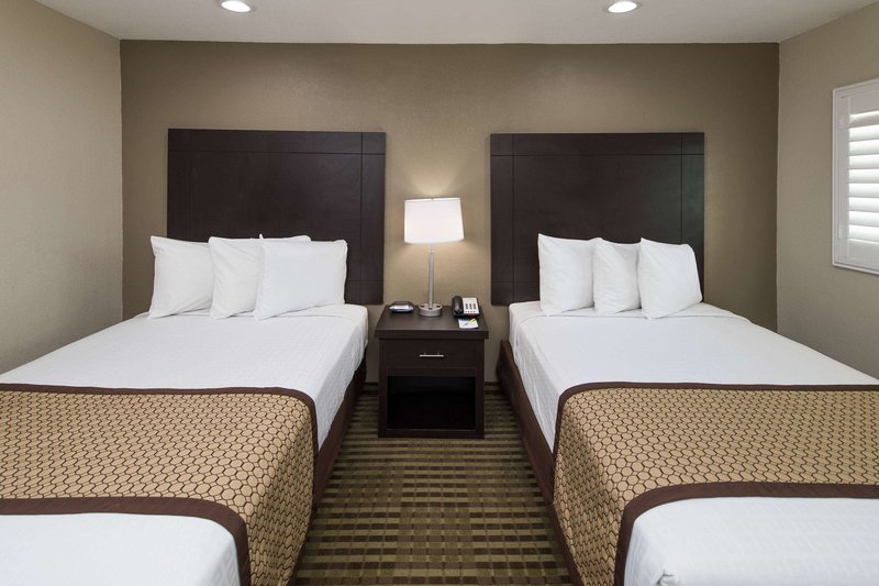 Days Inn El Centro - 983