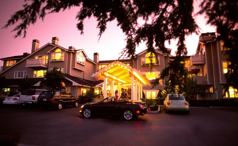 The Beach House Half Moon Bay - 985