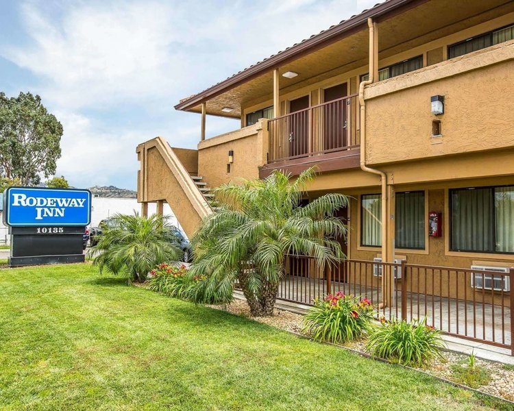 Rodeway Inn Santee - 988