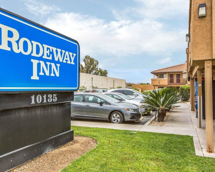 Rodeway Inn Santee - 988