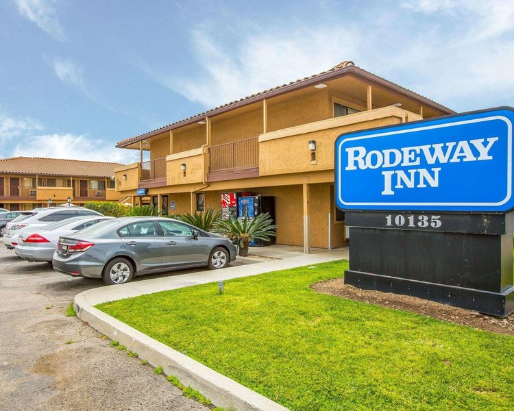 Rodeway Inn Santee - 988