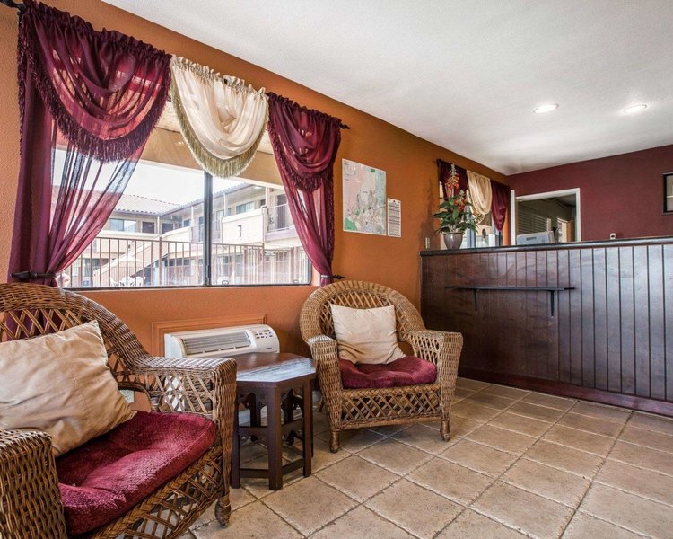 Rodeway Inn Santee - 988