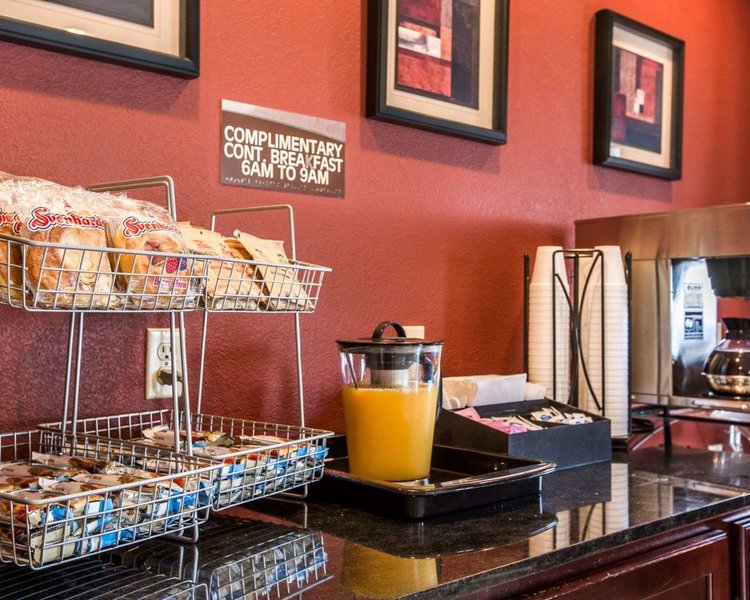 Rodeway Inn Santee - 988