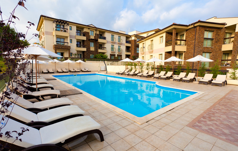 Blue Waves Resort - 989