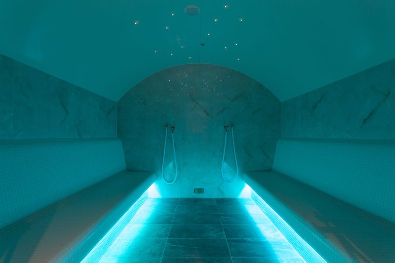 Blue Waves Resort - 989