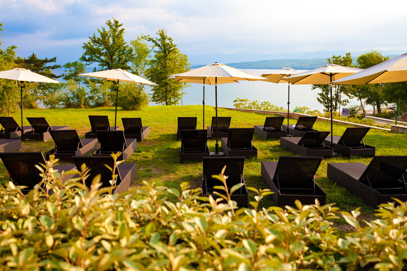 Blue Waves Resort - 989