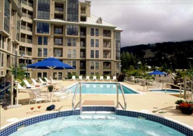 Pan Pacific Whistler Mountainside - 590