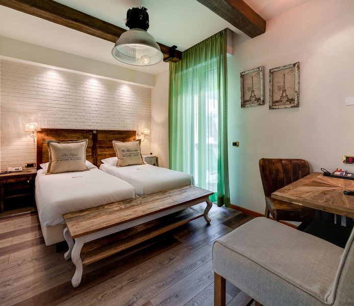 Best Western Maison B Hotel - 591