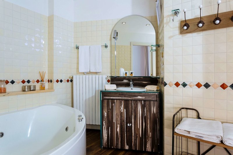 Best Western Maison B Hotel - 591