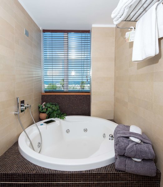 Best Western Maison B Hotel - 591