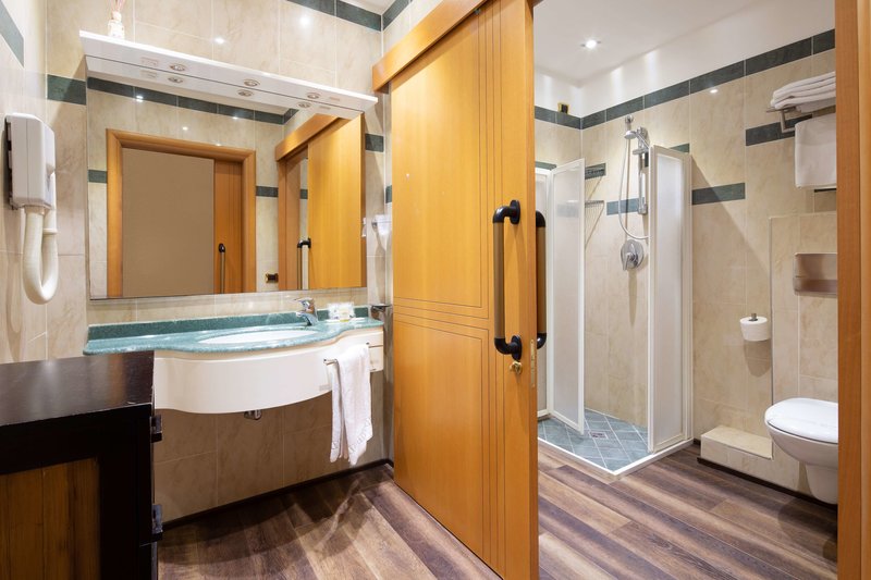 Best Western Maison B Hotel - 591