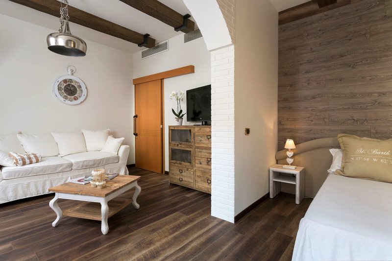 Best Western Maison B Hotel - 591