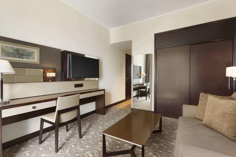 Hawthorn Suites By Wyndham Abu Dhabi City Center - 604