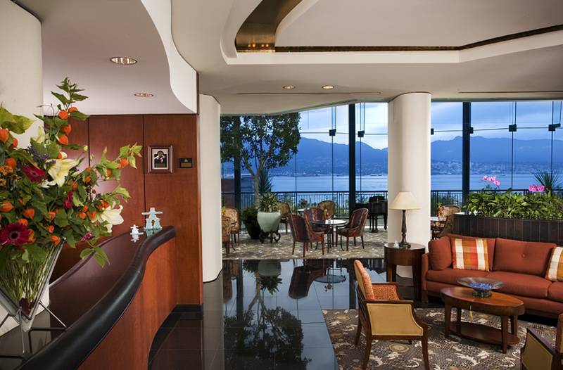 Pinnacle Hotel Vancouver Harbourfront - 606