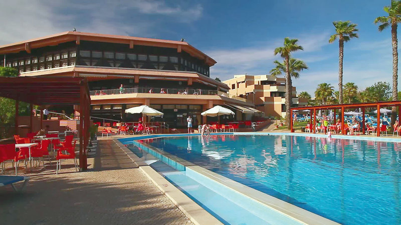 Auramar Beach Resort - 400