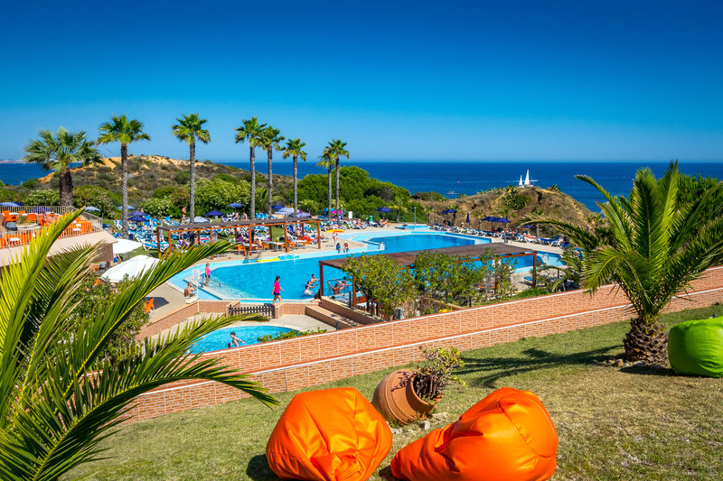 Auramar Beach Resort - 400