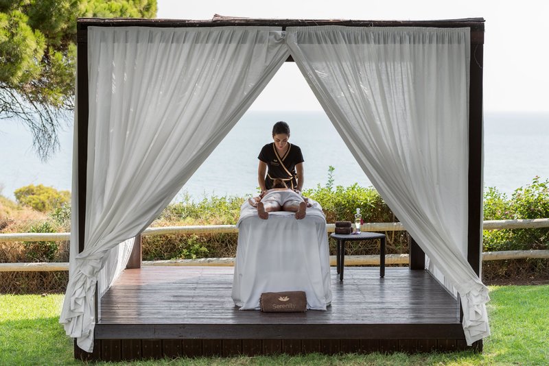 Pine Cliffs Resort - 407