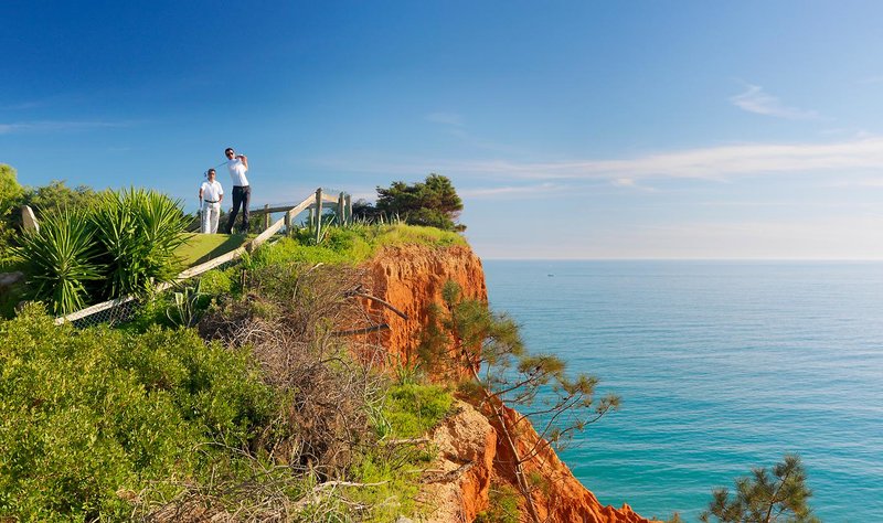 Pine Cliffs Resort - 407