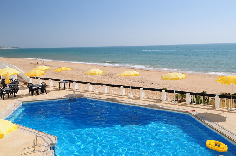 Holiday Inn Algarve - Armacao De Pera - 411