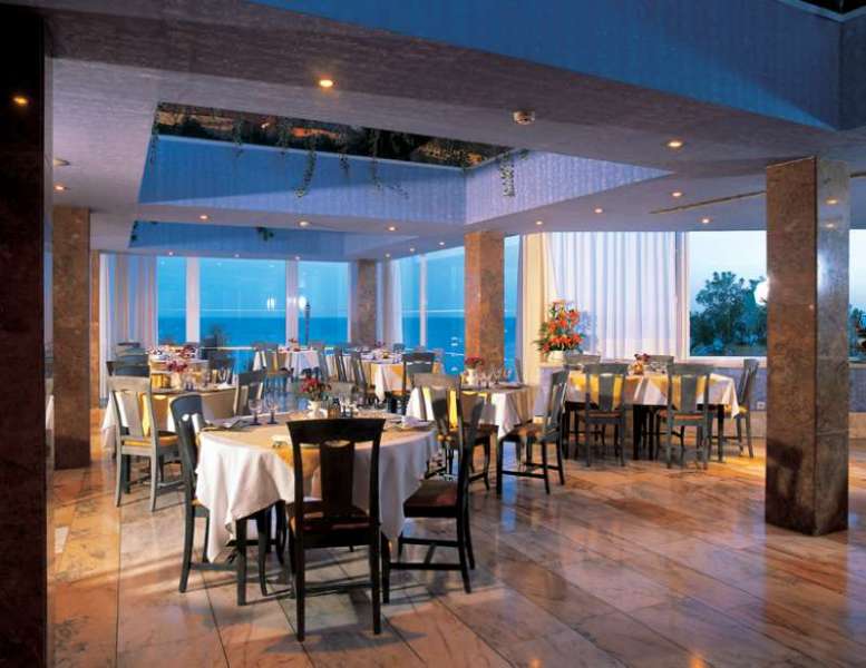 Holiday Inn Algarve - Armacao De Pera - 411