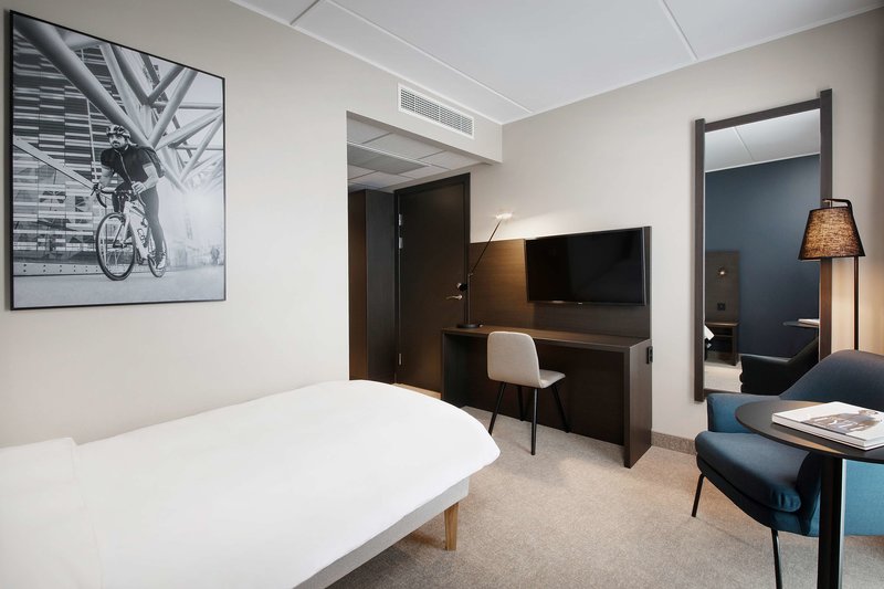 Park Inn By Radisson Oslo Airport Hotel West - 1000