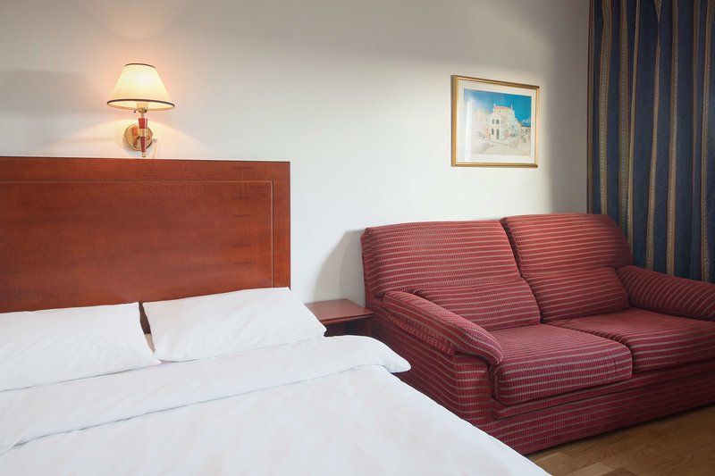 Park Inn By Radisson Oslo Airport Hotel West - 1000