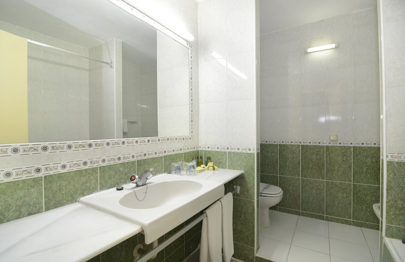 Hotel Apartamentos Pyr Fuengirola - 416