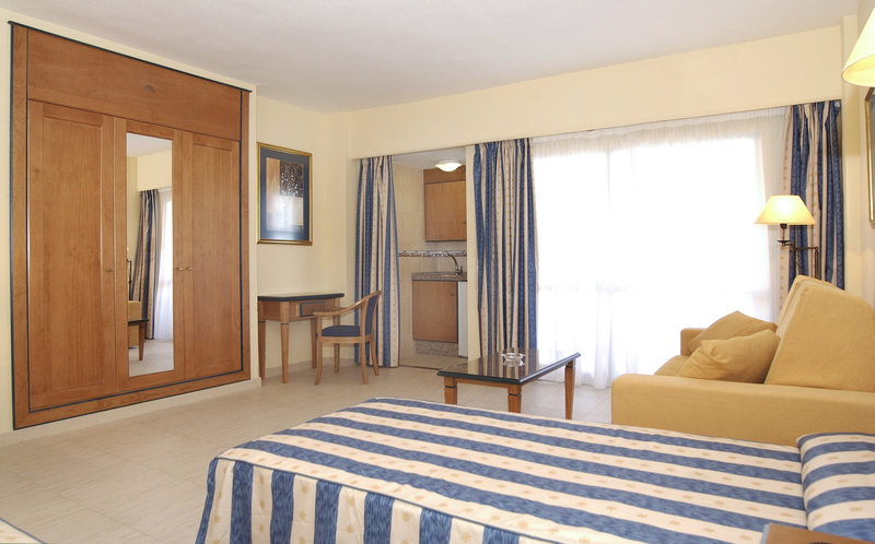 Hotel Apartamentos Pyr Fuengirola - 416