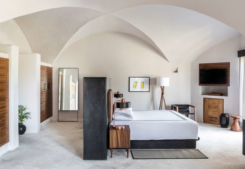 Thompson Zihuatanejo - 628