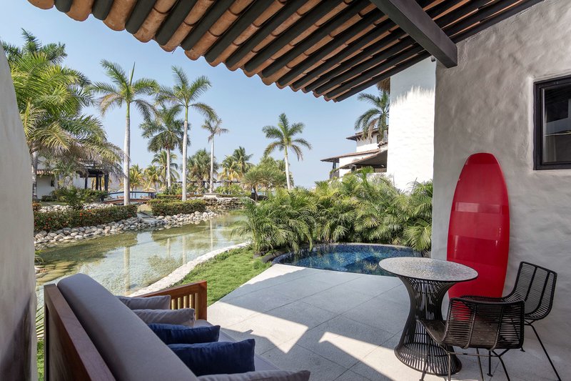 Thompson Zihuatanejo - 628