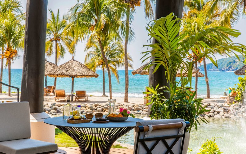 Thompson Zihuatanejo - 628