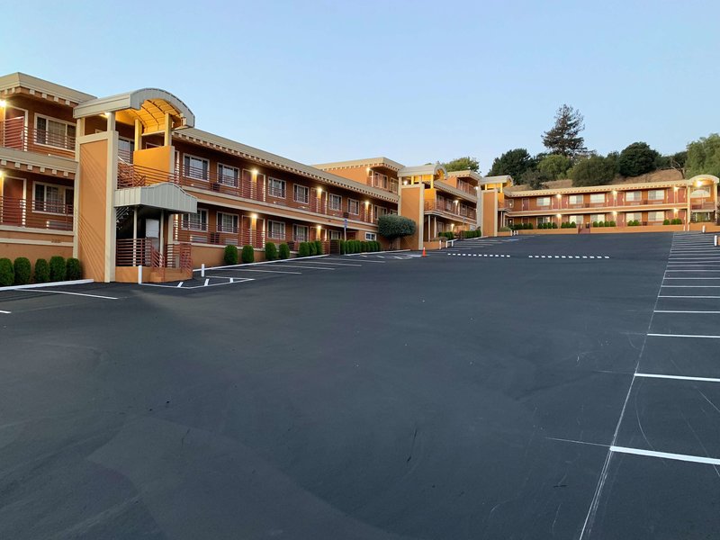 Budget Inn Of Hayward - 1007