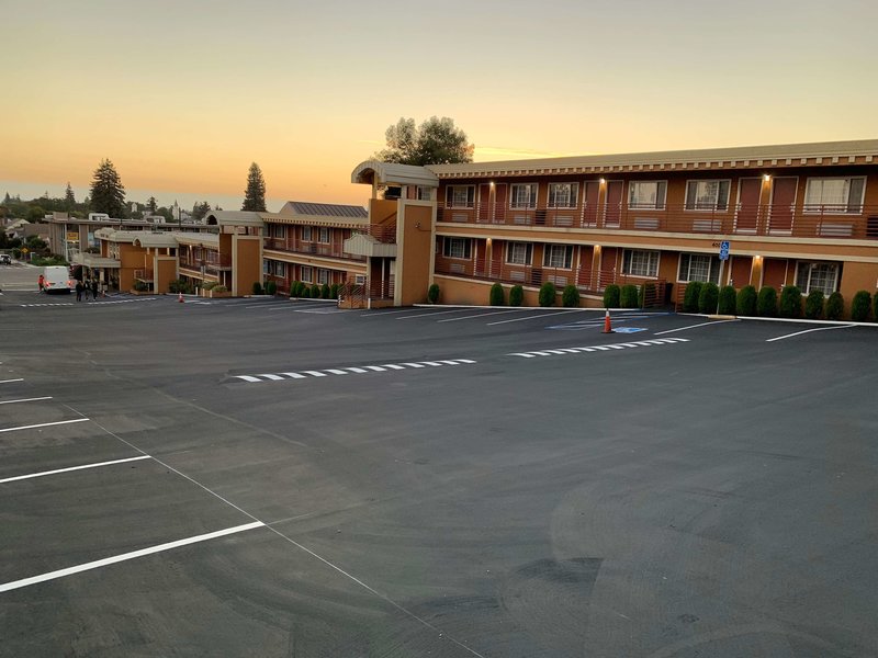 Budget Inn Of Hayward - 1007
